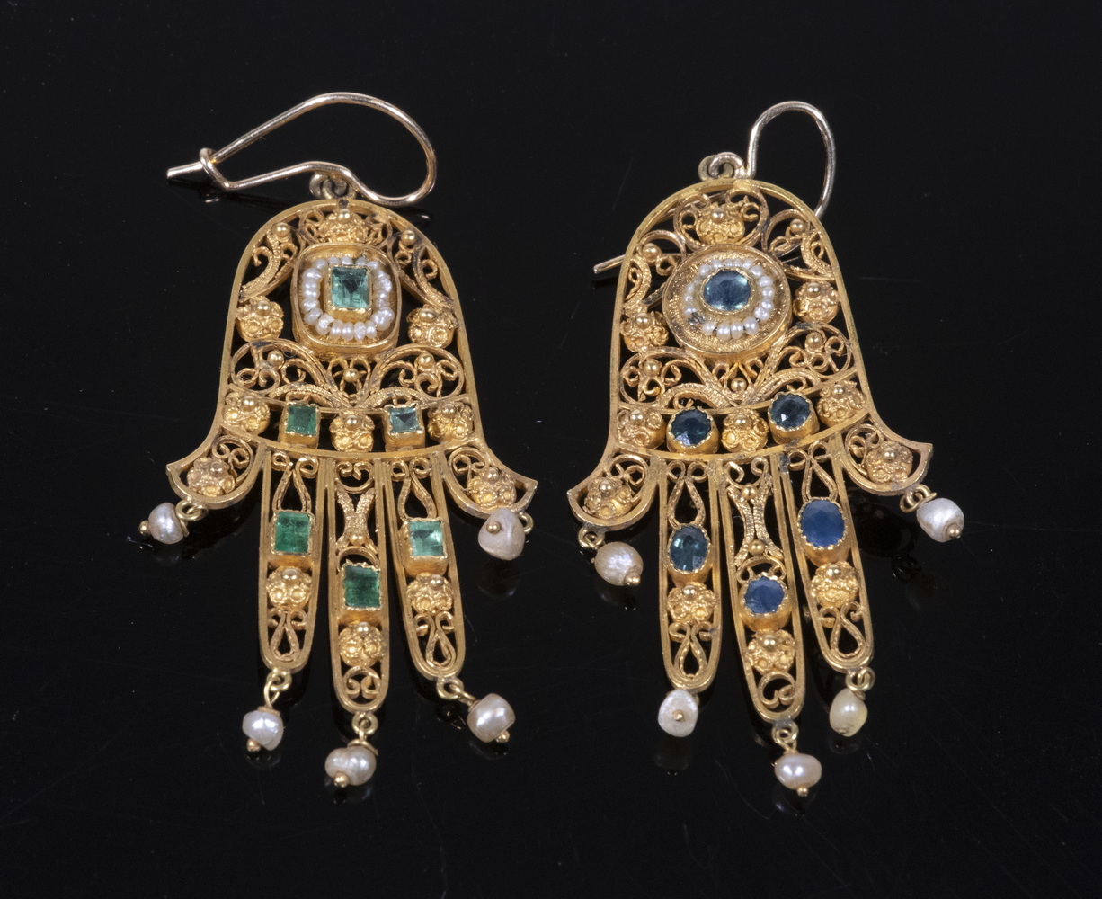 PR GOLD HAMSA EARRINGS Pair of