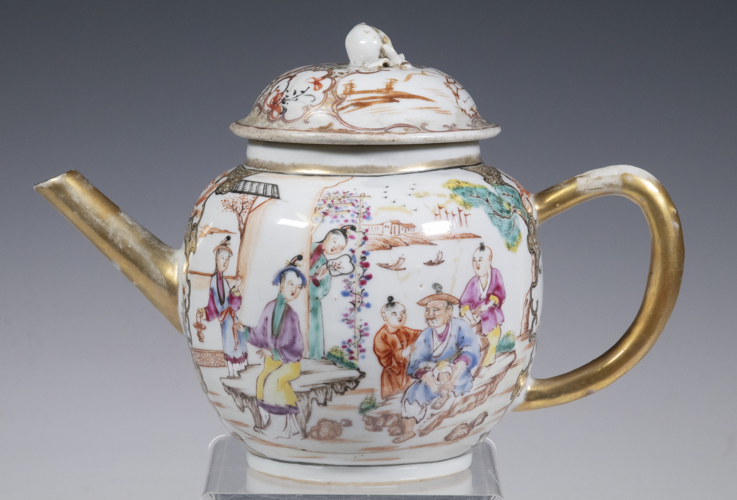 CHINESE EXPORT TEAPOT 18th c Famille 2b15e7