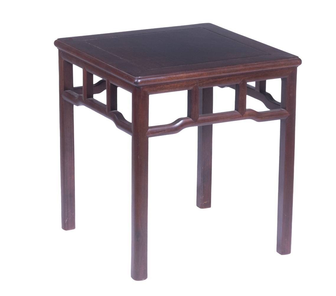 CHINESE STYLE LOW TABLE IN ROSEWOOD