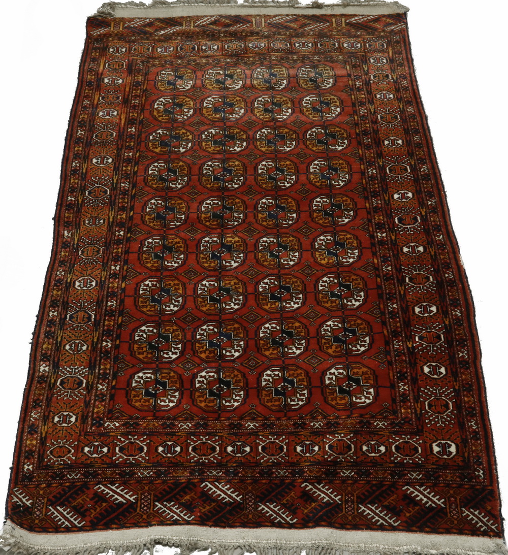 AFGHAN BOKHARA STYLE RUG Four columns 2b3ee5