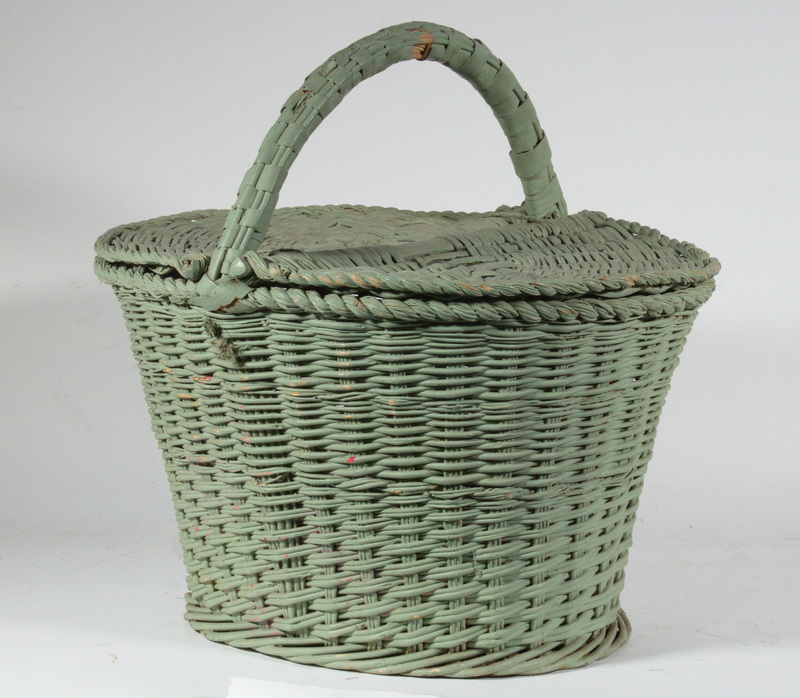 PAINTED WICKER BASKET Vintage Lidded