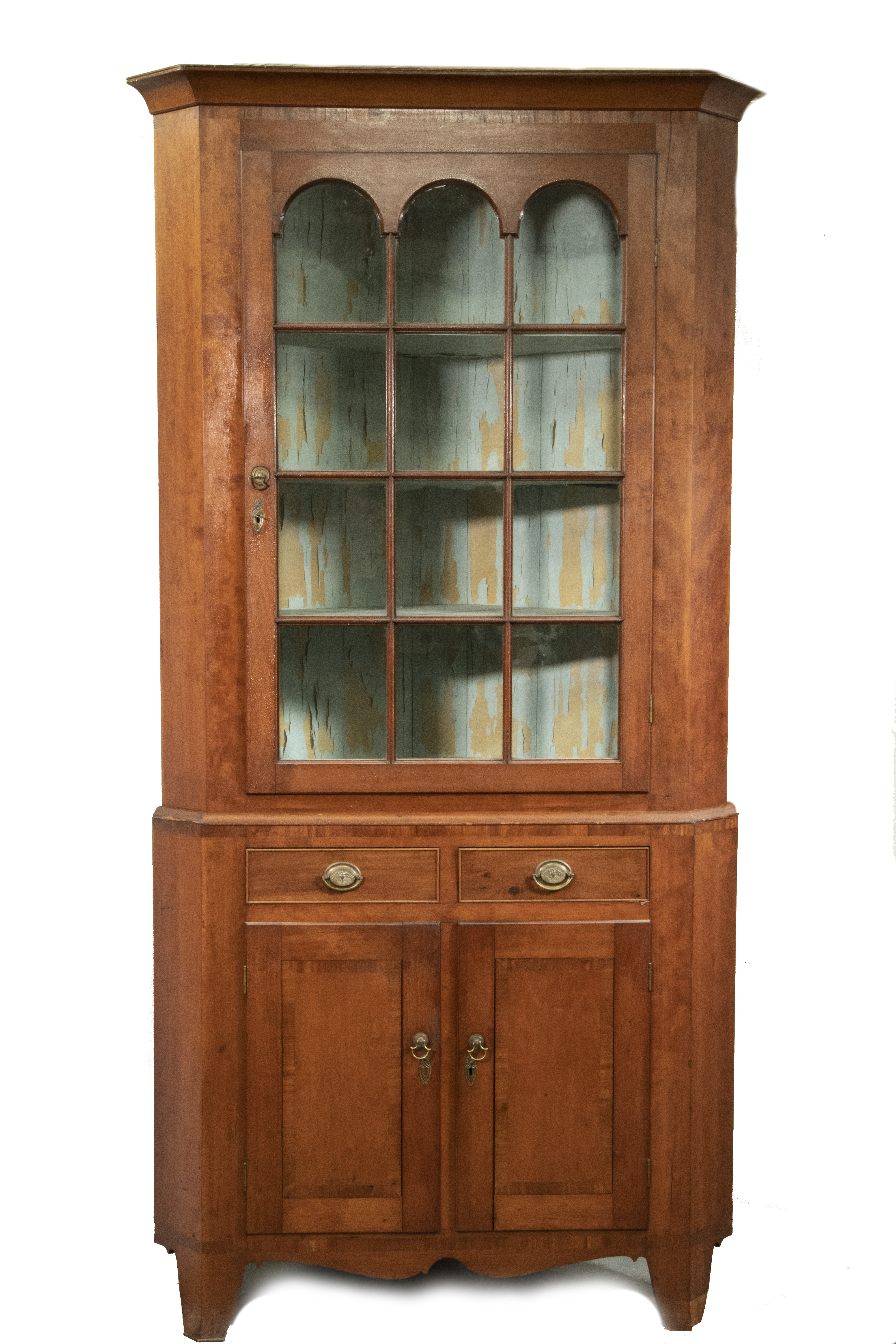 LATE 18TH C AMERICAN CORNER CABINET 2b44c4