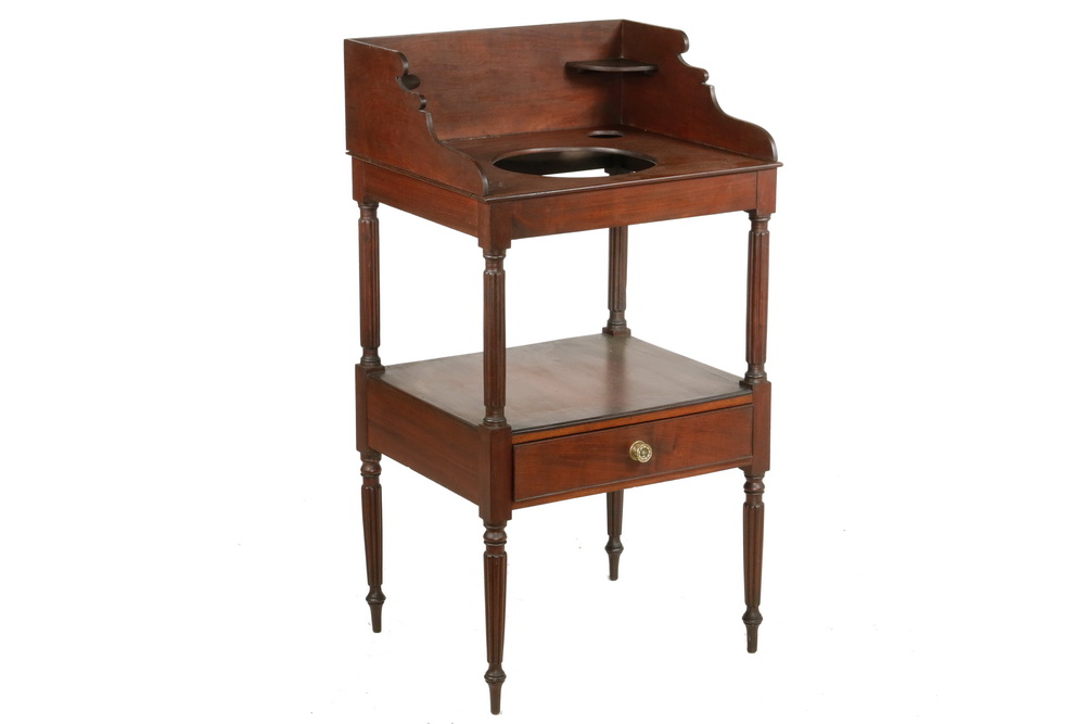 FEDERAL PERIOD BOSTON WASHSTAND 2b47fa