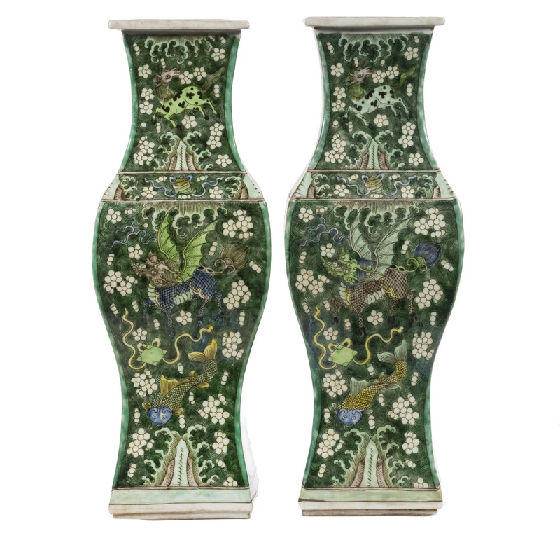 PR CHINESE WUCAI VASES Pair of