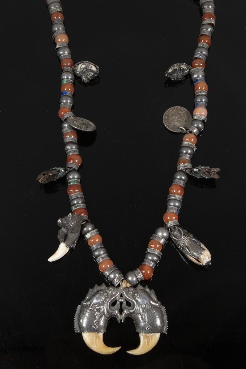 RARE 19TH C. CHINESE NECKLACE 19th c.