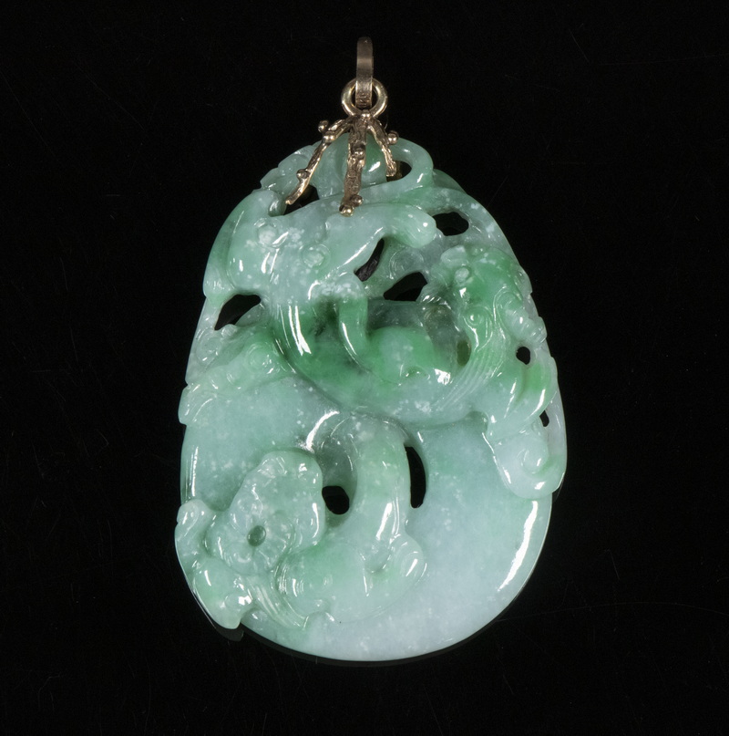 GREEN JADE PENDANT Chinese carved