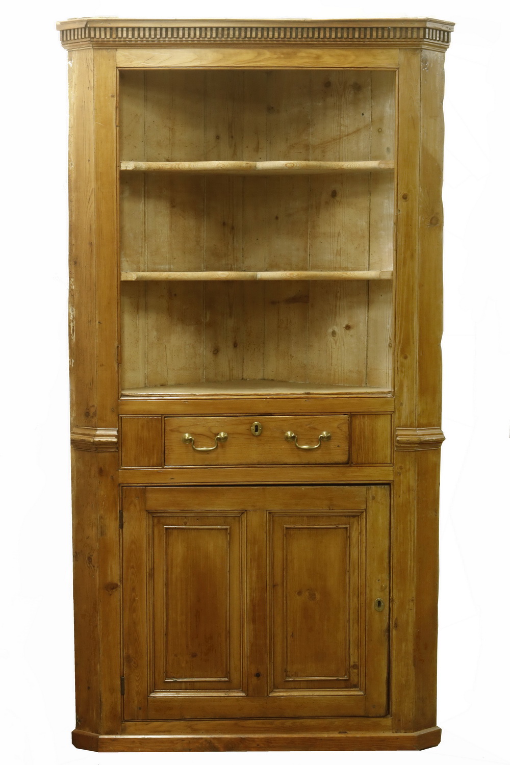 18TH C SCRUBBED PINE CORNER CABINET 2b4a69