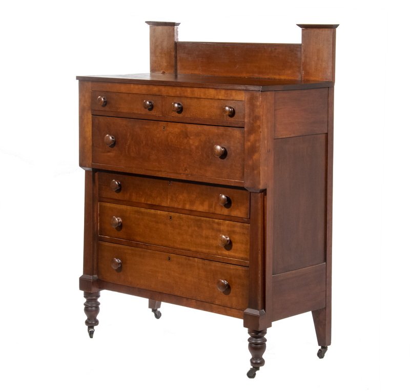 FEDERAL PERIOD CHERRY CHEST OF 2b4a77