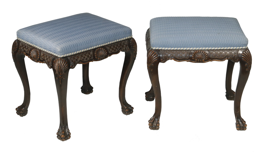 PR OF IRISH CHIPPENDALE BENCHES 2b4bd5