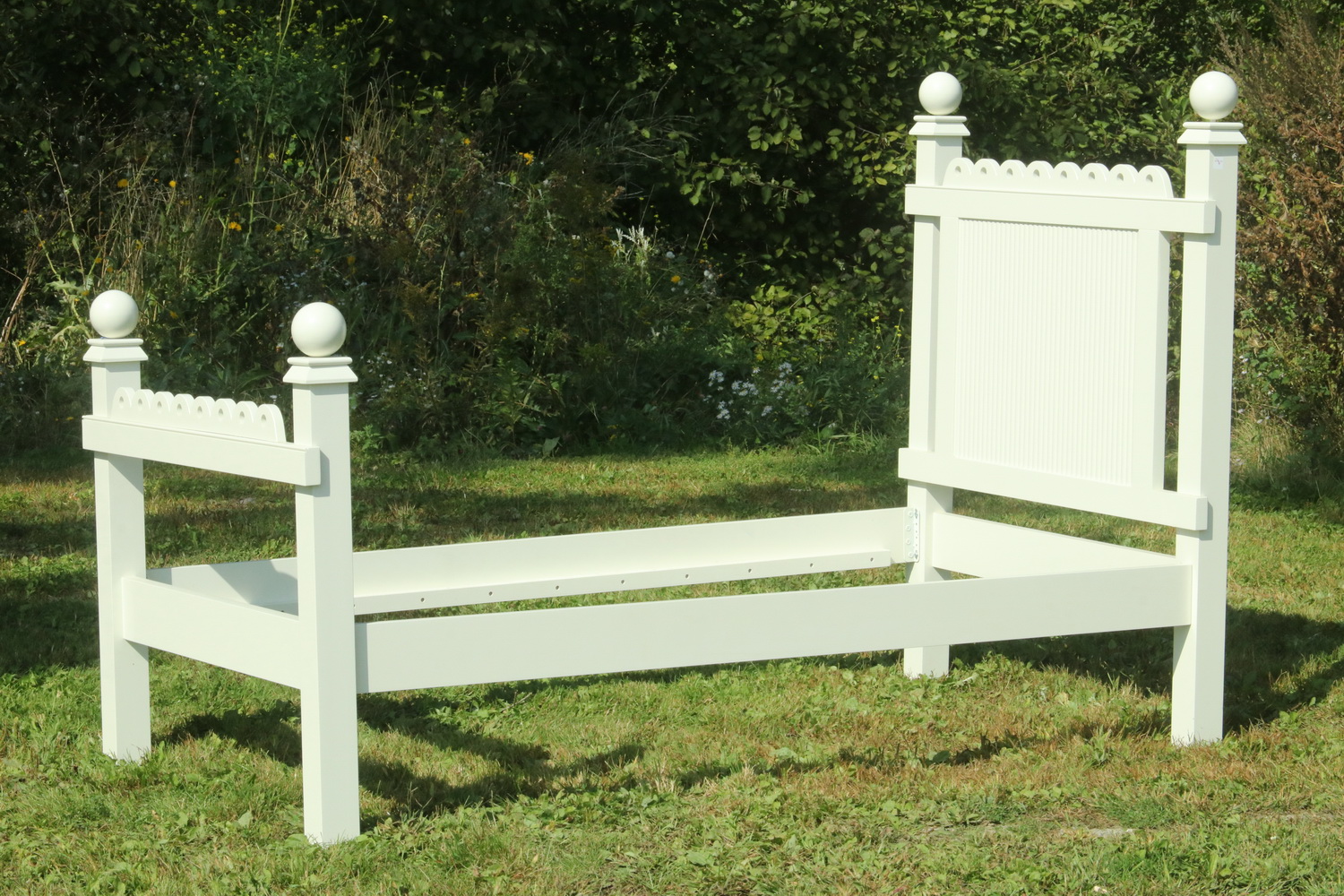 TWIN BED BY MAINE COTTAGE FURNITURE