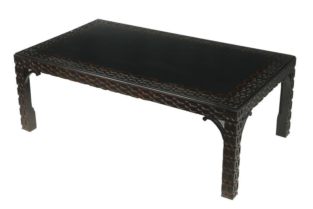 LACQUERED COFFEE TABLE BY BAKER 2b5090