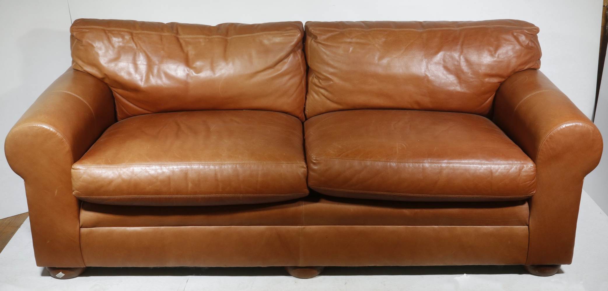 CONTEMPORARY SMITH BROTHERS LEATHER 2b50e5