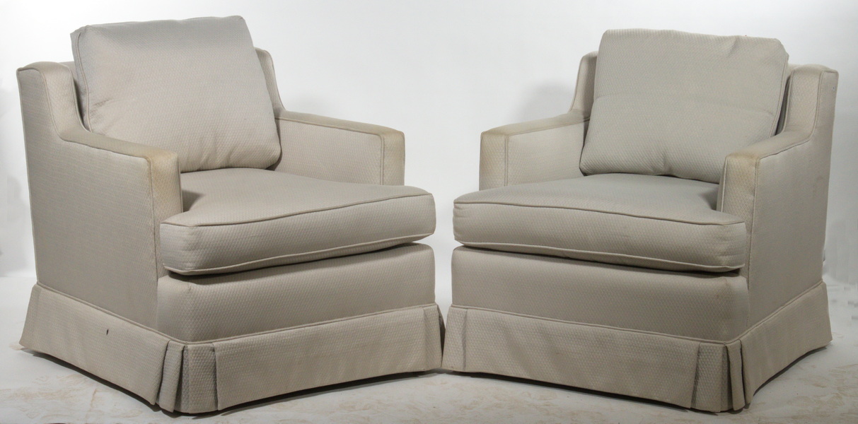 PR UPHOLSTERED ARMCHAIRS Pair of Easy