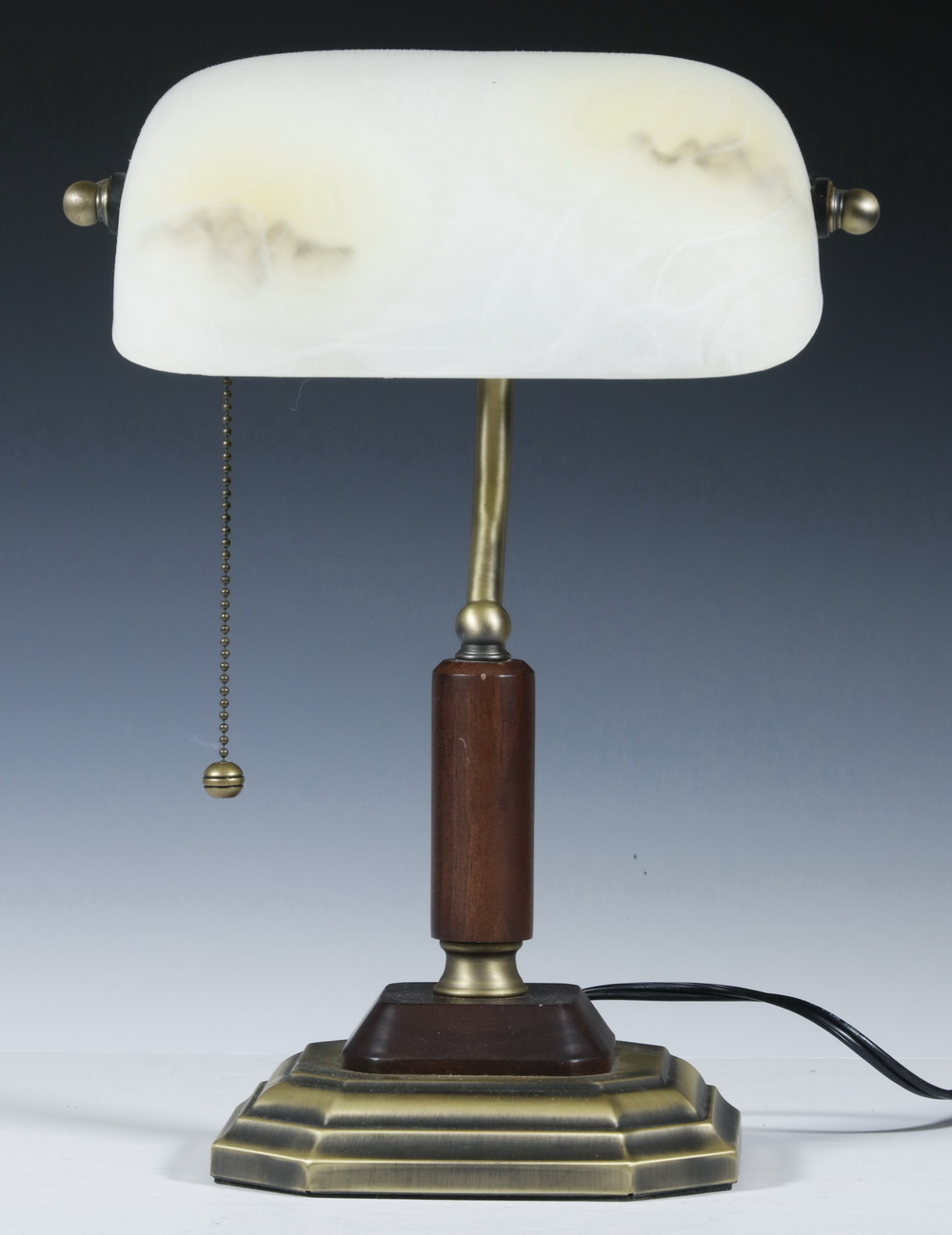 DESK LAMP BY OTTO LITE Contemporary 2b51e7