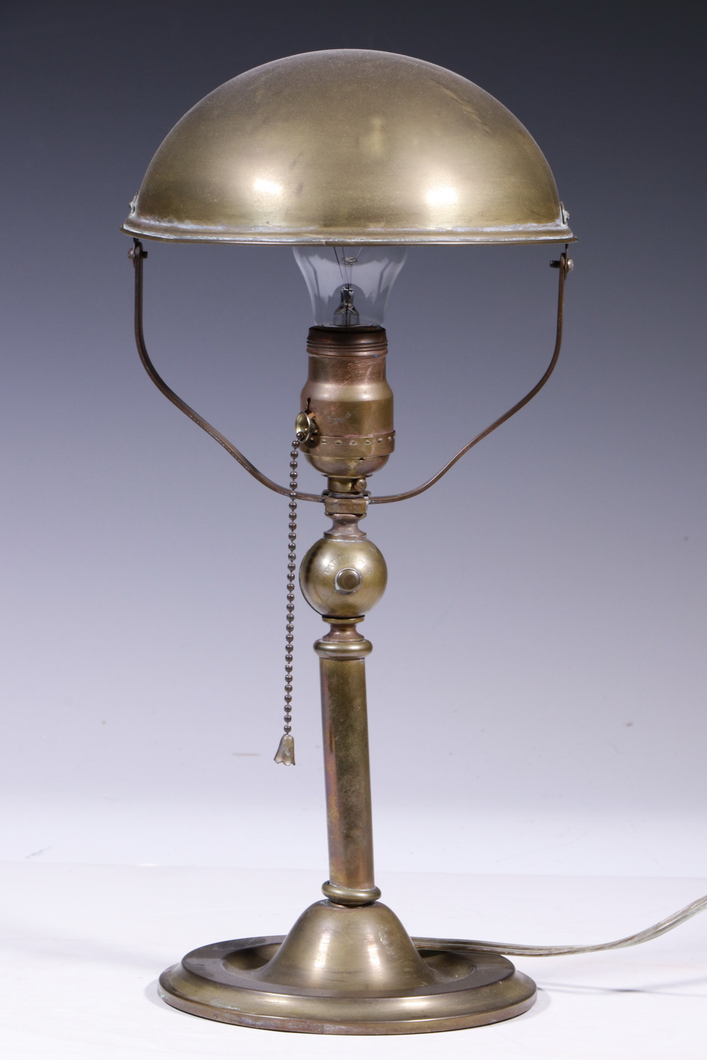 VINTAGE BRASS TABLE LAMP Small 2b51eb