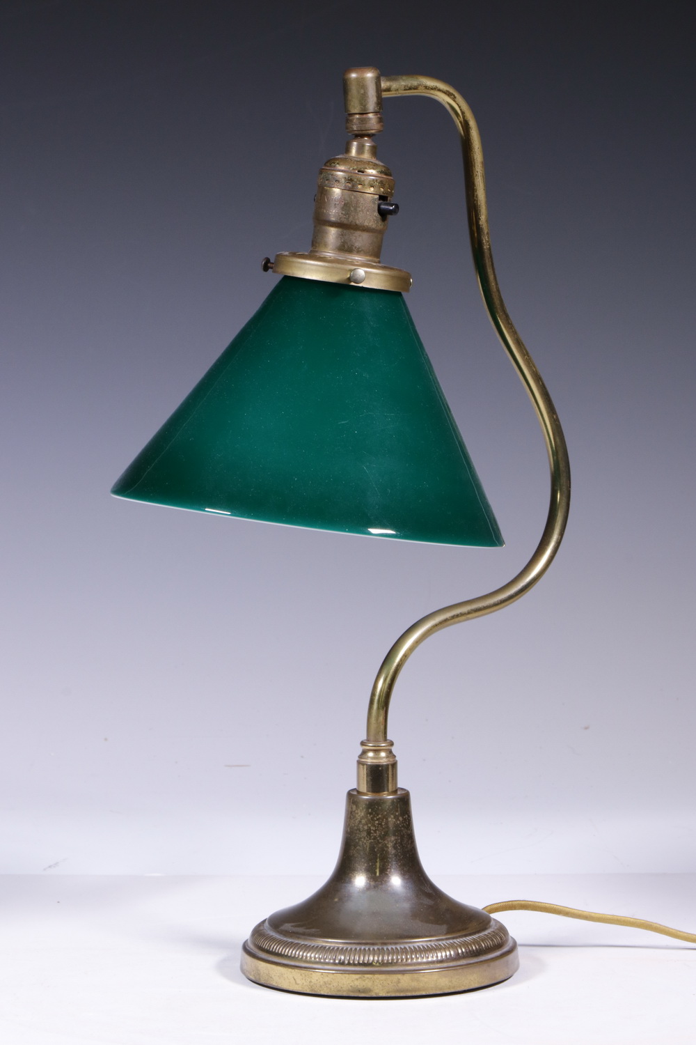 BRASS TABLE LAMP WITH SHADE Brass table