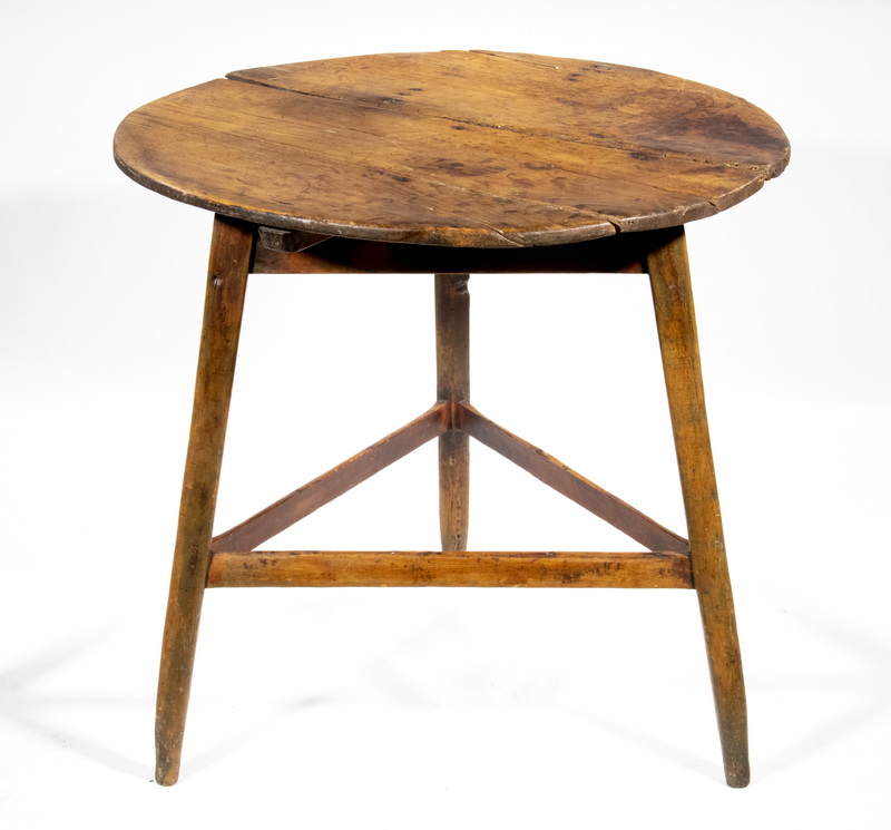 EARLY PINE CRICKET TABLE 18th  2b3018