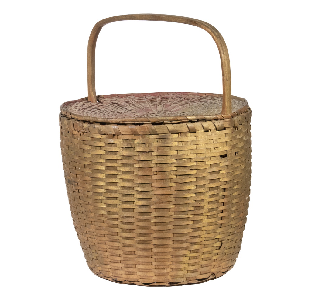 SPLINT LIDDED BASKET Native American 2b3047