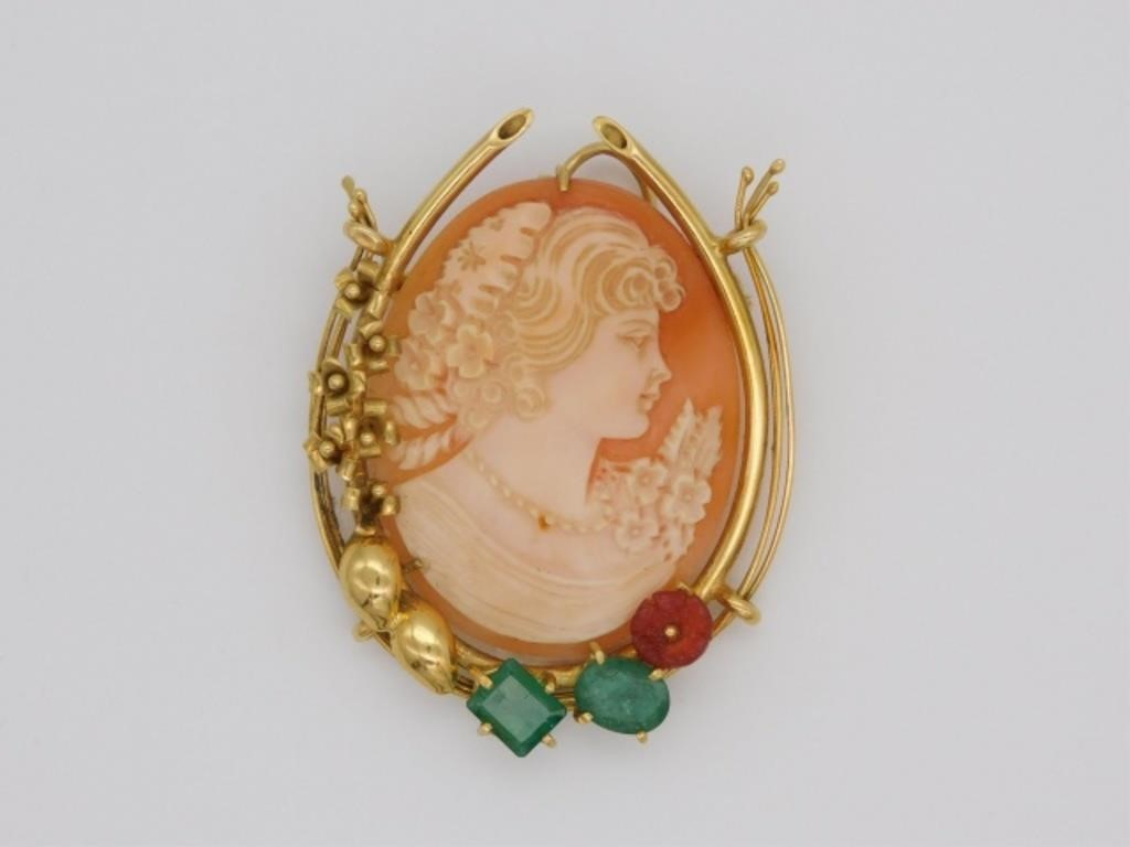 18KT GOLD CAMEO PIN WITH ORNATE 2b3114