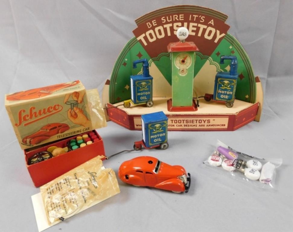 12-PIECE TOY LOT, TO INCLUDE: CARDBOARDTootsietoy