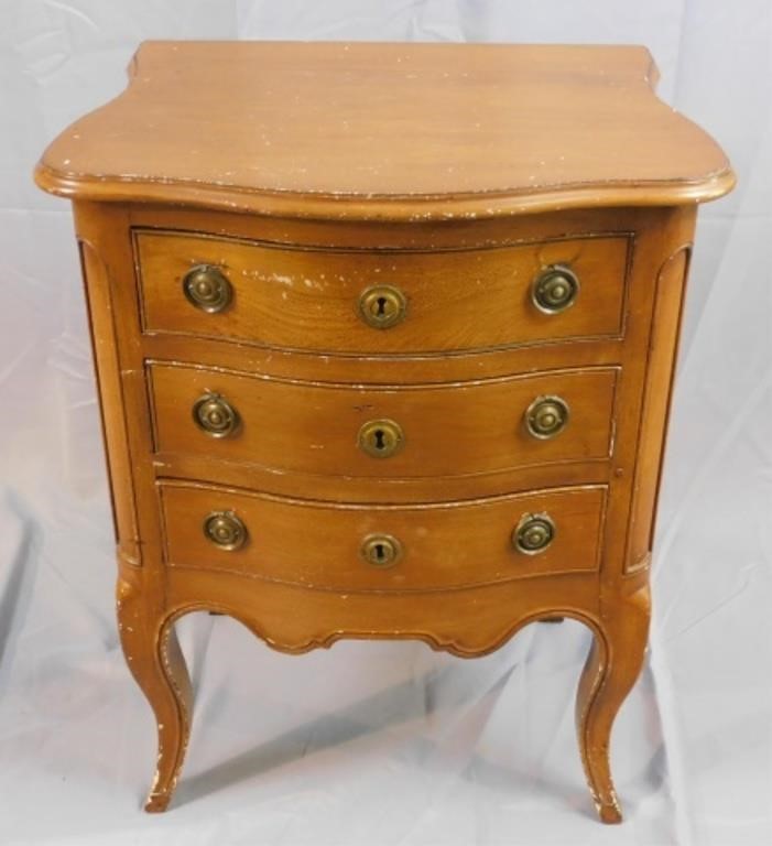 MAHOGANY 3 DRAWER COMMODE WITH