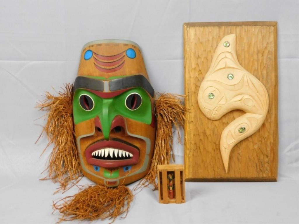  3 NORTHWEST COAST CARVINGS 20TH 2b32e2