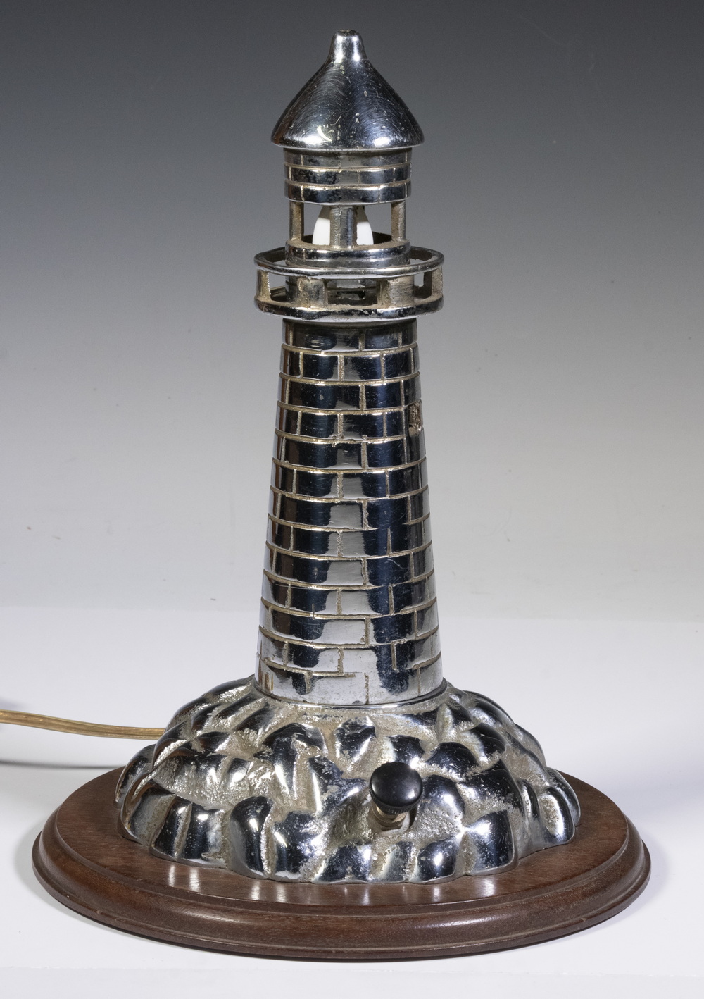 VINTAGE LIGHTHOUSE LAMP Vintage 2b3a01