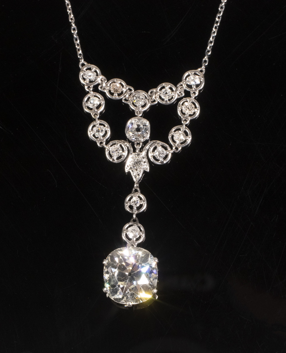 HANDMADE DIAMOND CHANDELIER NECKLACE 2b3a5e