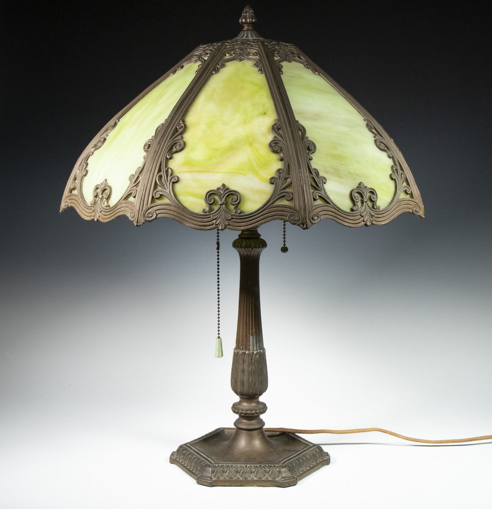 GREEN SLAG GLASS TABLE LAMP Circa 1920