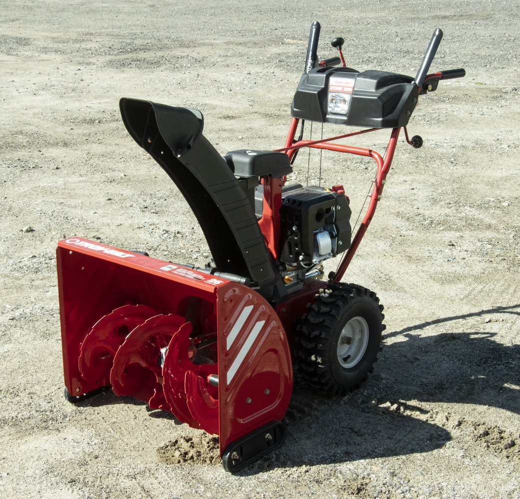 TROY-BILT STORM 2660 SNOWBLOWER A Troy-Bilt