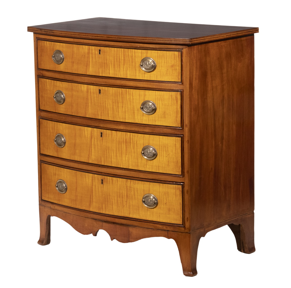 FEDERAL MAHOGANY BOW FRONT CHEST