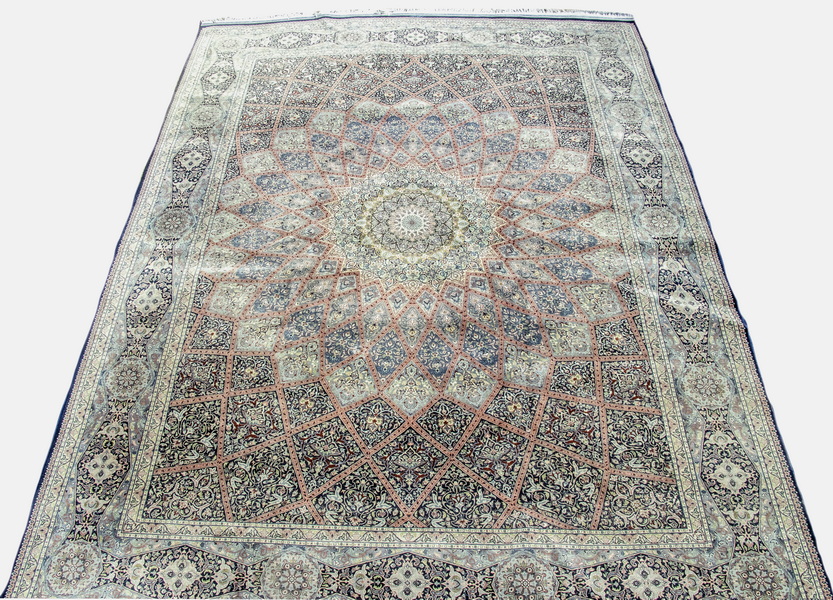 GOMBUD STYLE CARPET Large dome