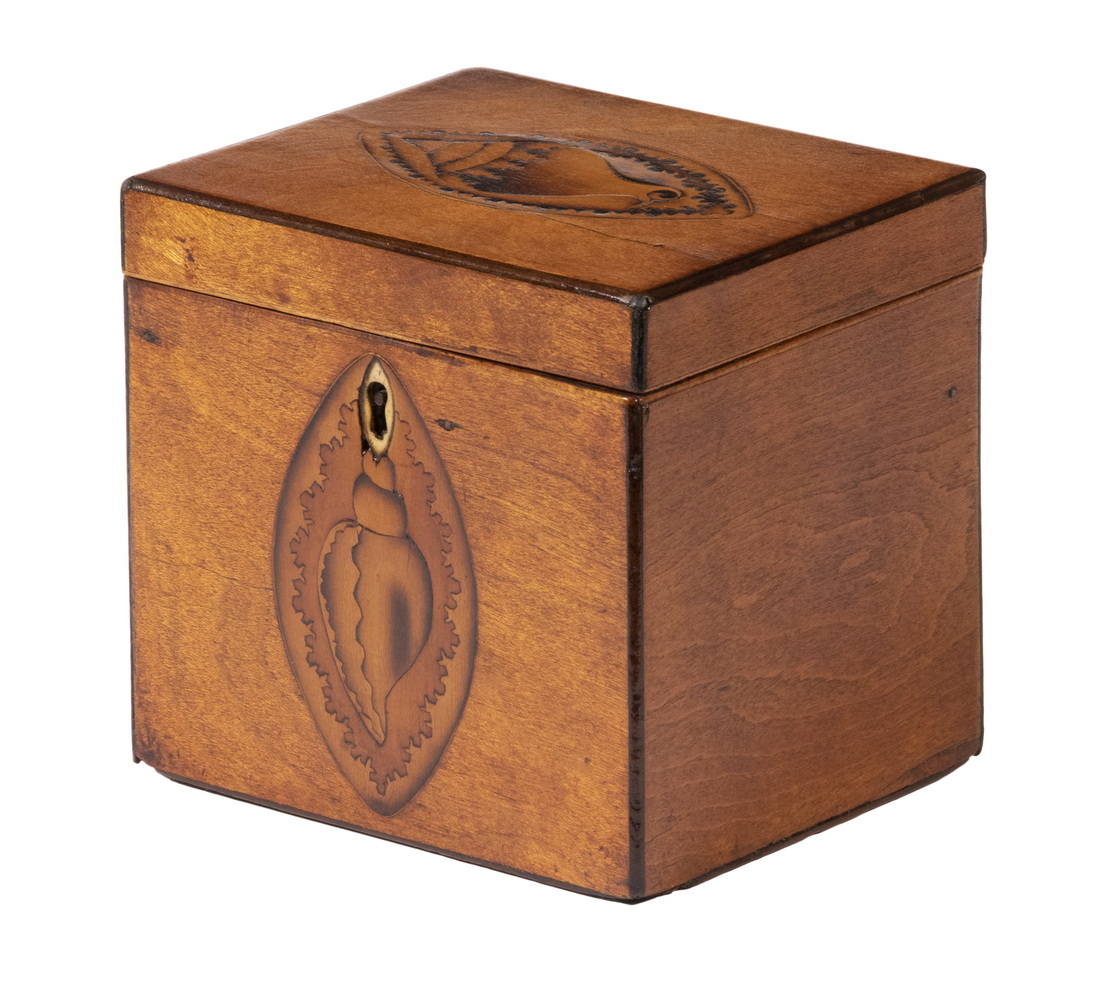 TEA CADDY WITH CONCH SHELL INLAY 2b3c2a