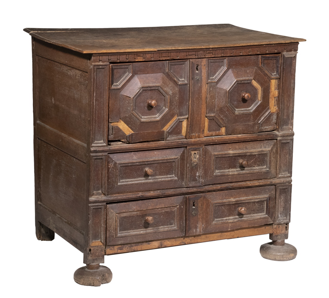 WILLIAM MARY OAK CHEST 17th c  2b3c91