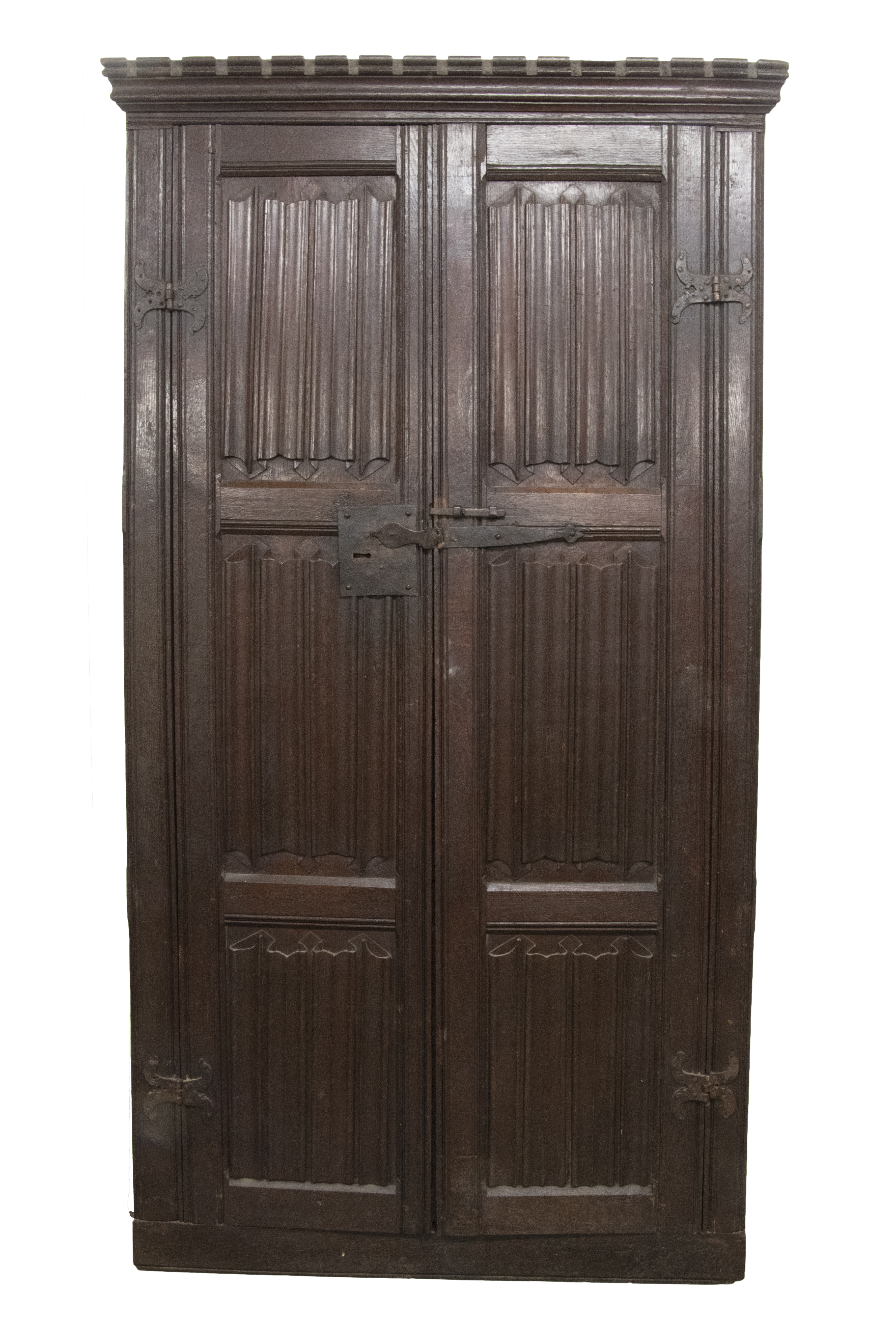 EARLY ENGLISH CARVED CUPBOARD DOORS