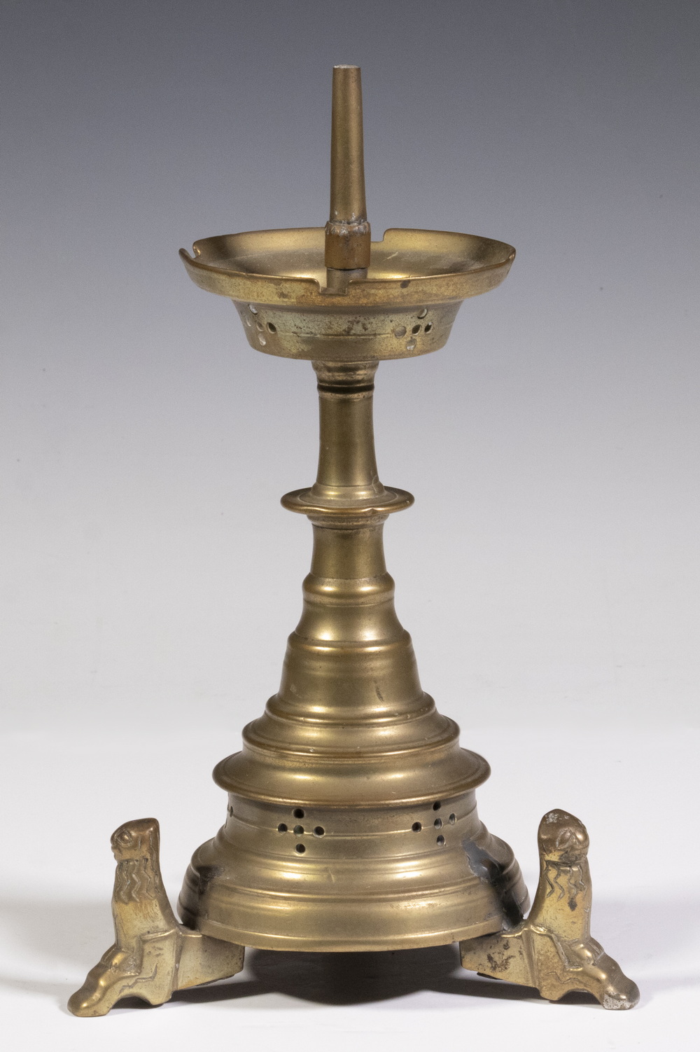 15TH - 16TH C. BRONZE PRICKET CANDLESTICK