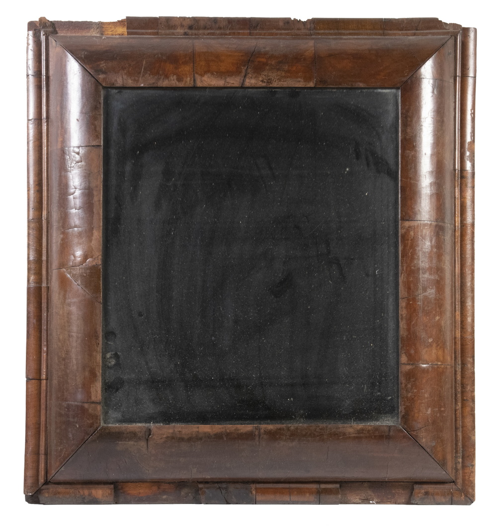 WILLIAM MARY PERIOD LOOKING GLASS 2b3cdd