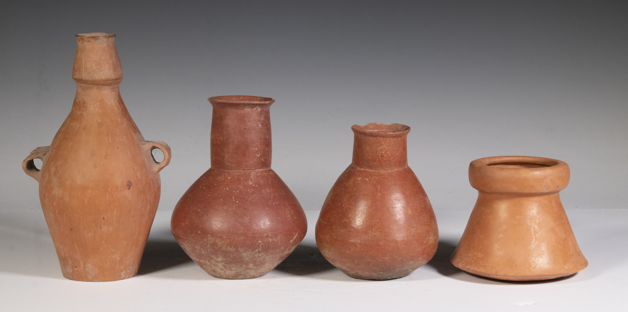  4 NEOLITHIC CHINESE POTTERY VESSELS  2b3cfa