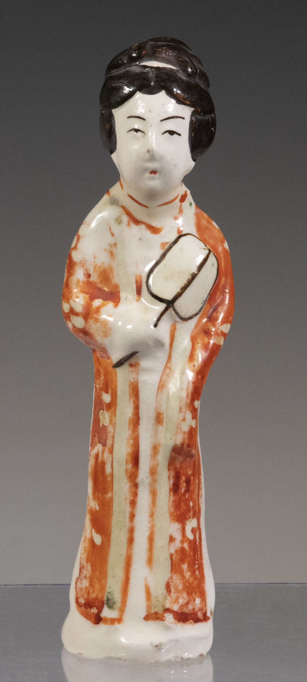CHINESE QING PORCELAIN STANDING FIGURE