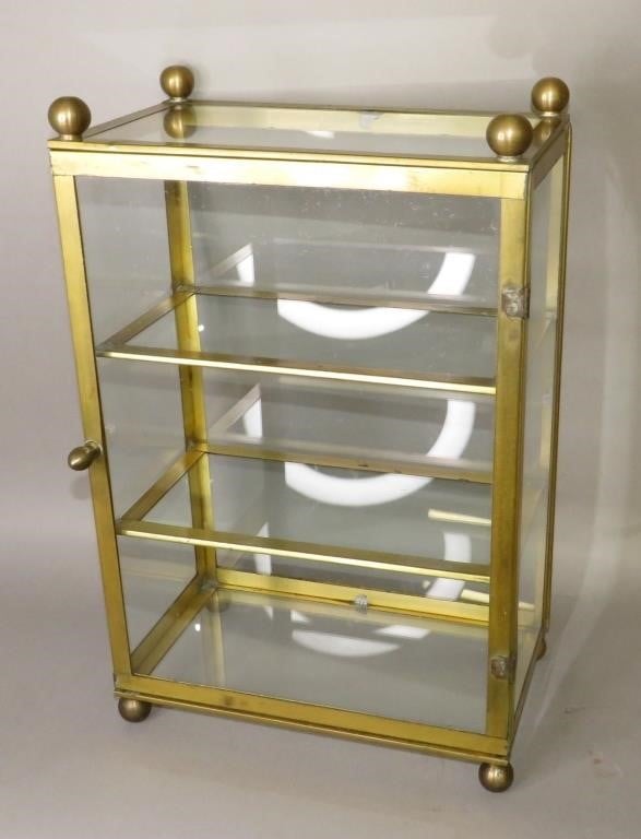 LATE BALL FOOTED BRASS CURIO DISPLAY 2b718c