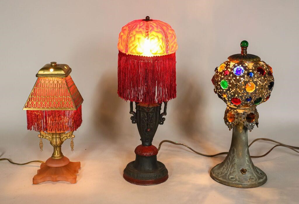 3 BOUDOIR LAMPS3 boudoir lamps.