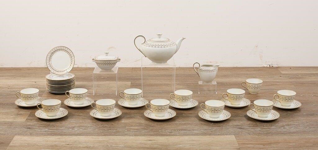 37 PIECE FRANCONIA COFFEE AND DESSERT 2b78f9