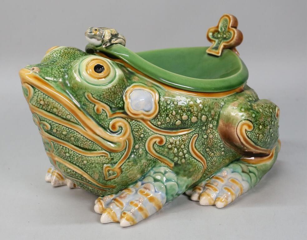 BORDALLO PINHEIRO CERAMIC FROG 2b797d