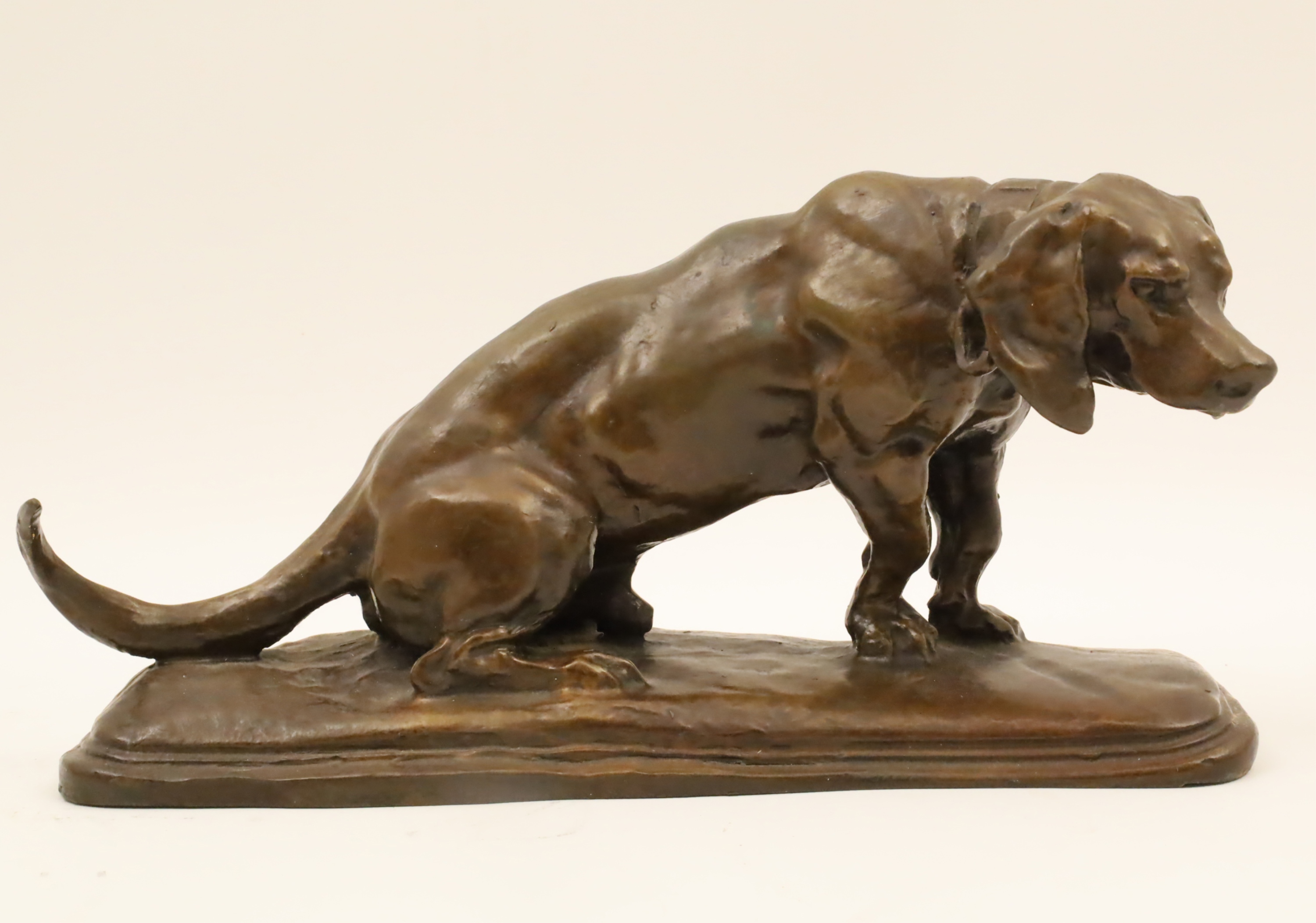 BRONZE SCULPTURE OF A HOUND AFTER 2b7985