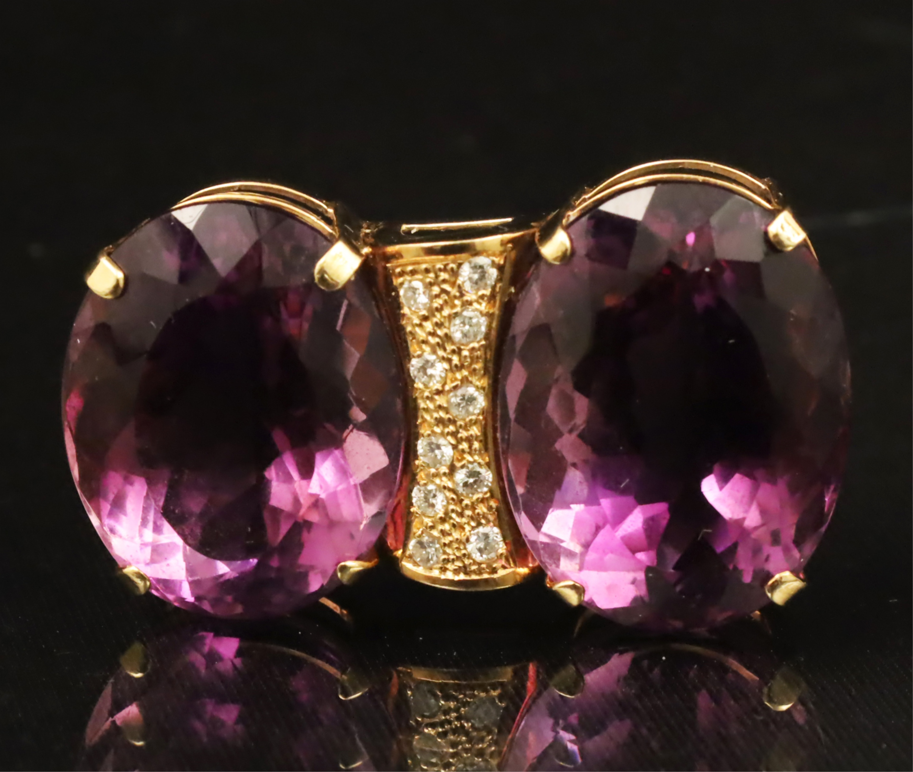 18K DIAMOND MOUNTED TWIN OVAL AMETHYST