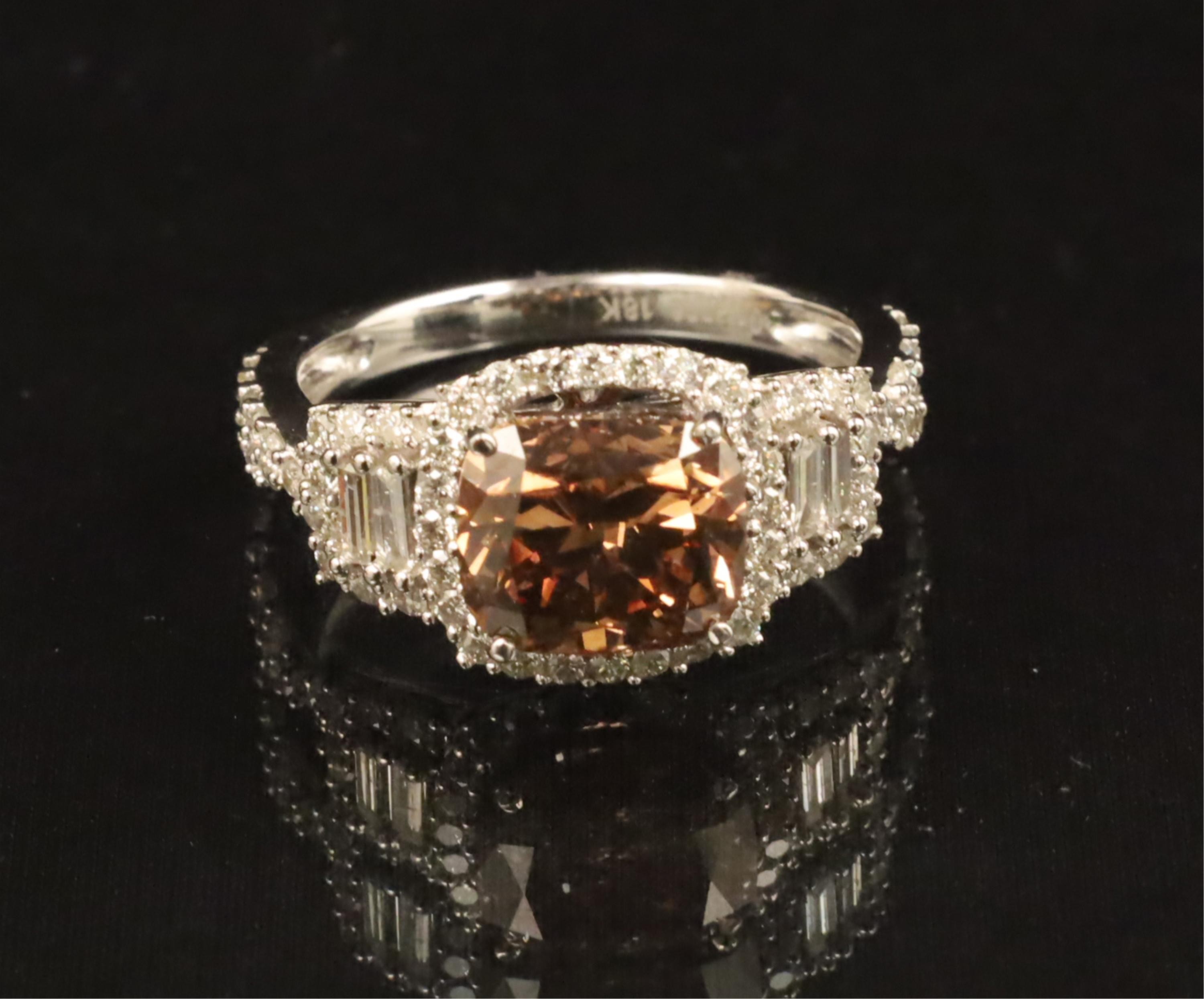 18K LADY'S DIAMOND RING WITH GIA