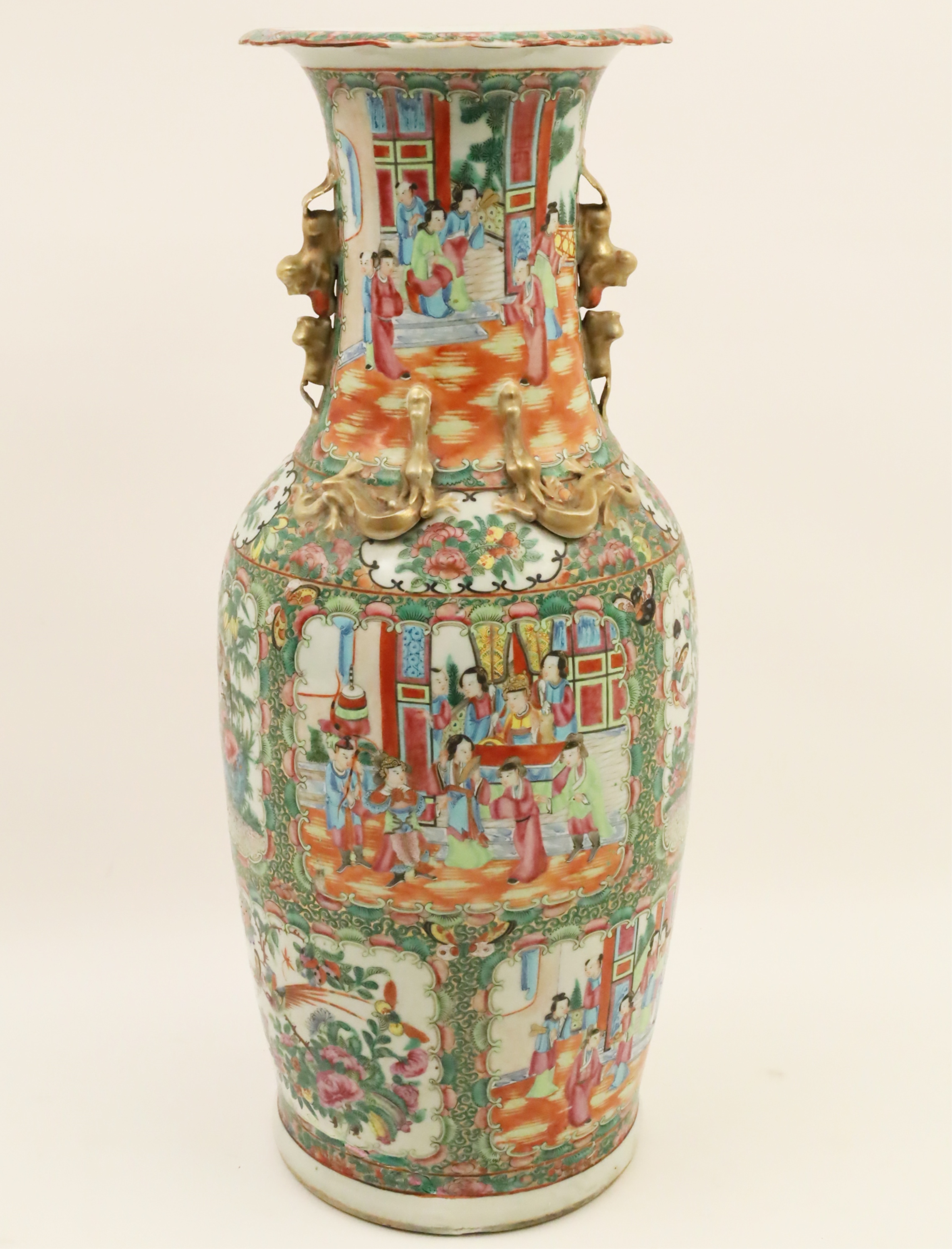 19TH C. ROSE MEDALLION DECORATED URN