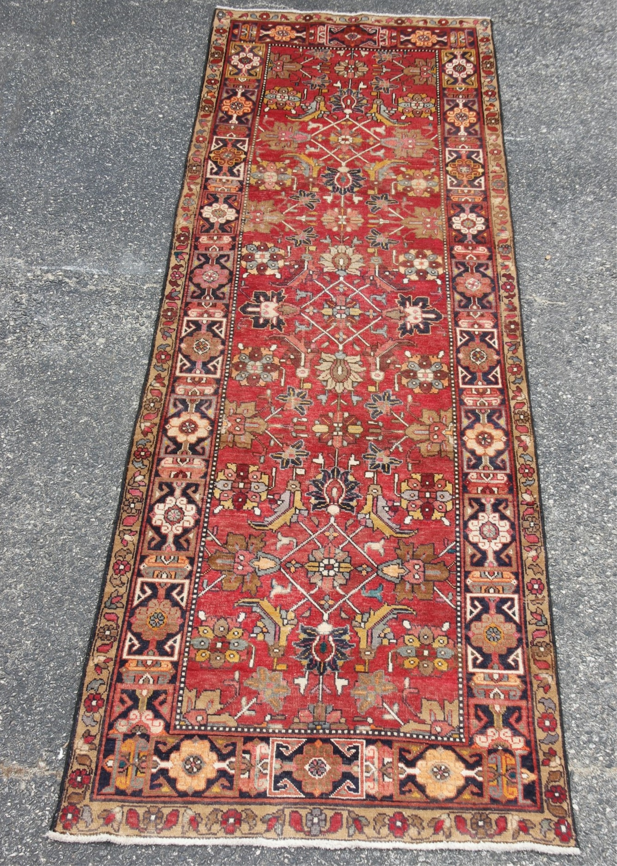 ORIENTAL RUG 3'8" X 11' KARAJEH