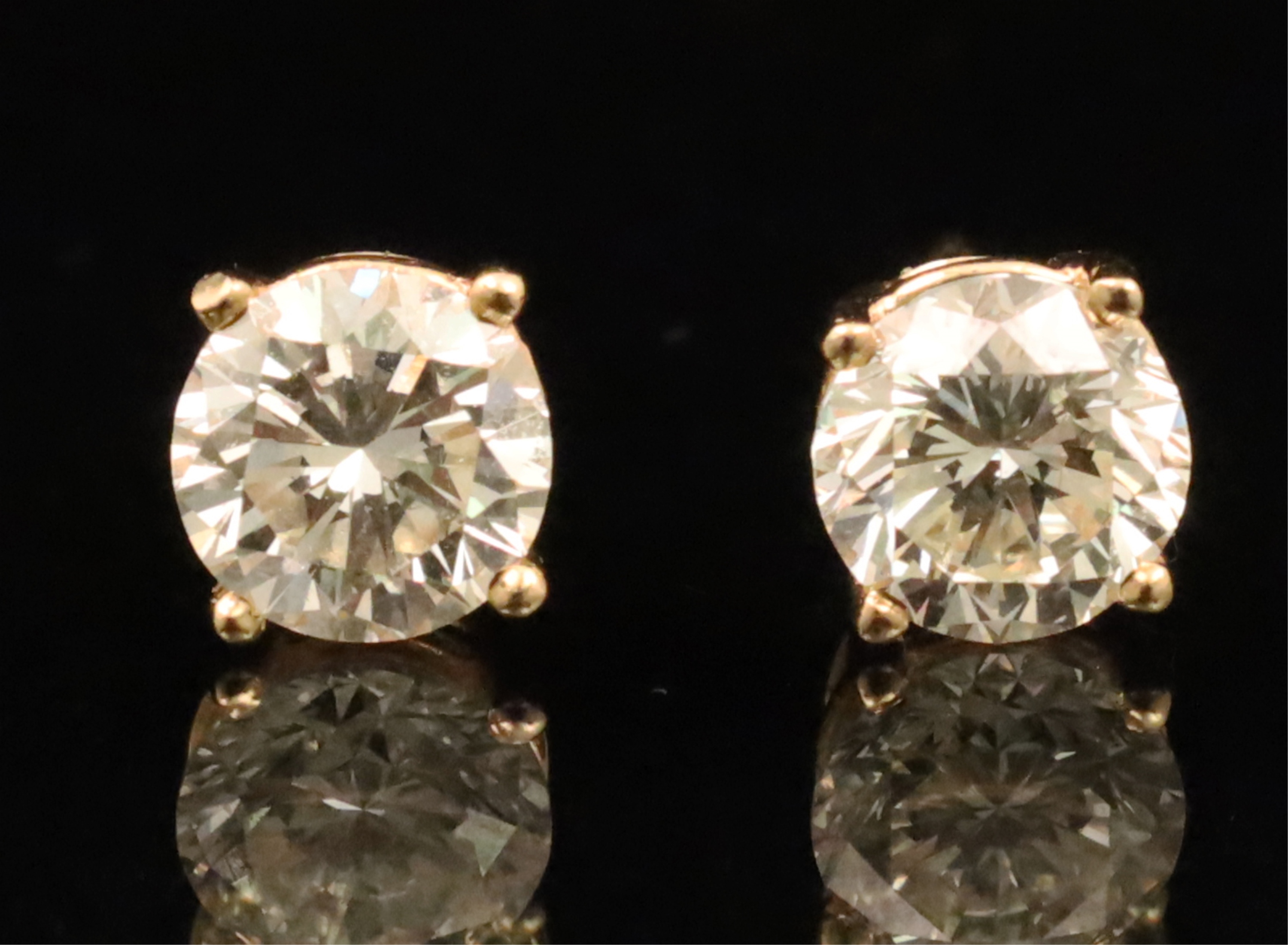 PAIR OF 14K YELLOW GOLD DIAMOND 2b7b36