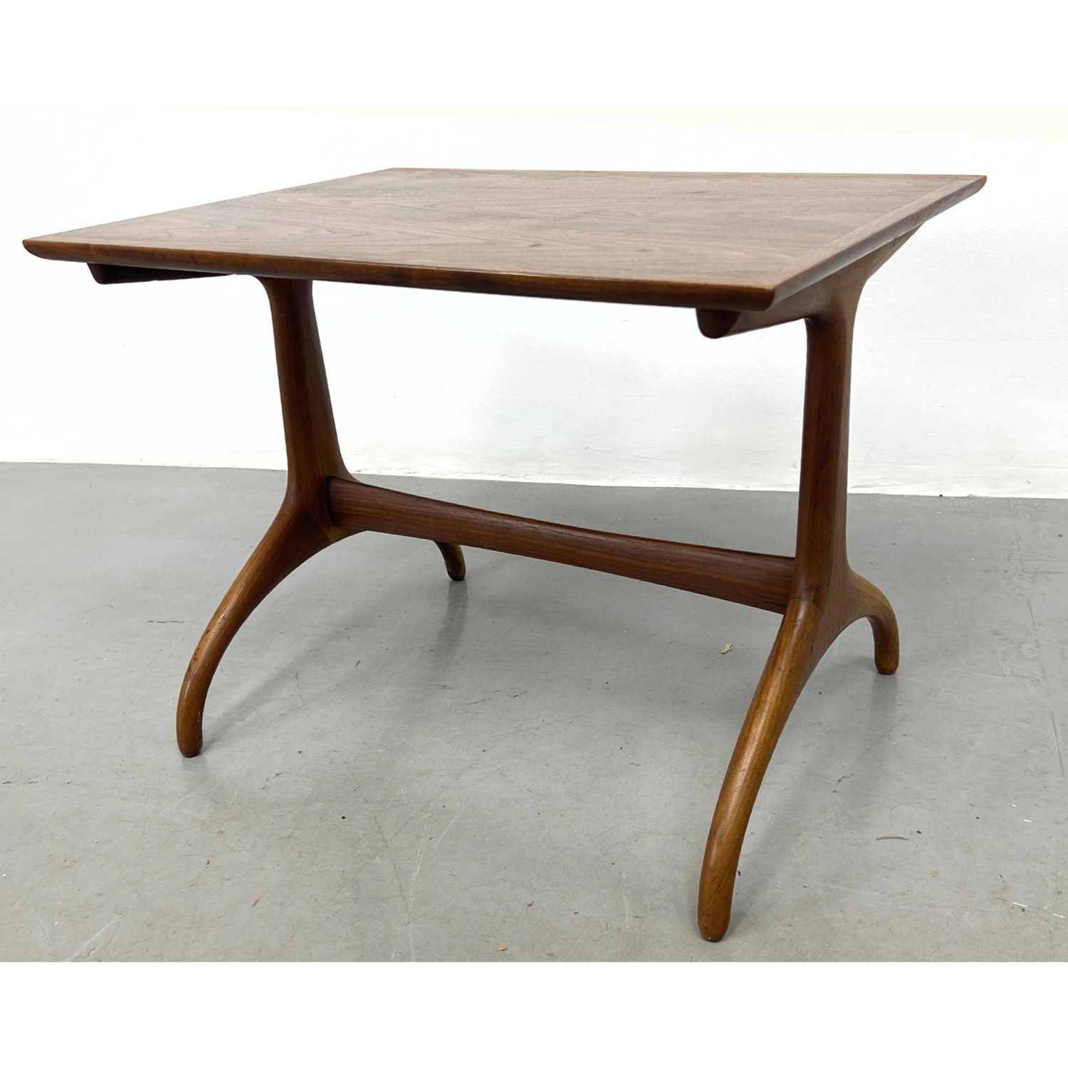 HERITAGE HENREDON Walnut Side End 2b8eba